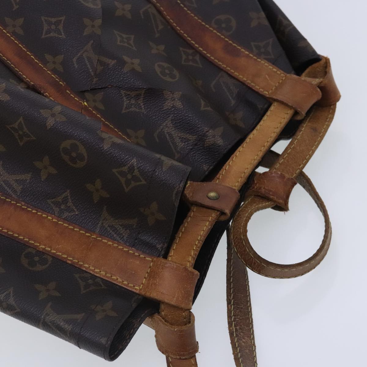 LOUIS VUITTON Monogram Randonnee GM Shoulder Bag M42244 LV Auth 93022