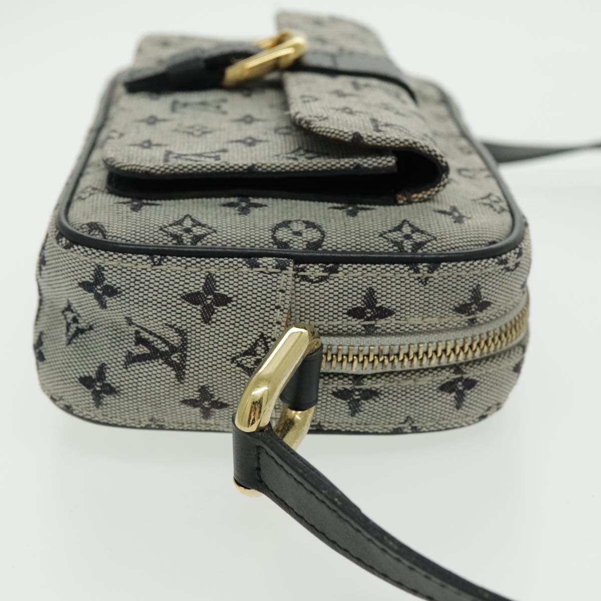 LOUIS VUITTON Monogram Mini Juliet MM Shoulder Bag Navy M92217 LV Auth 93072