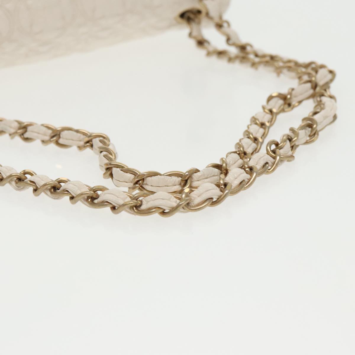 CHANEL Chain Shoulder Bag Leather White CC Auth 93079