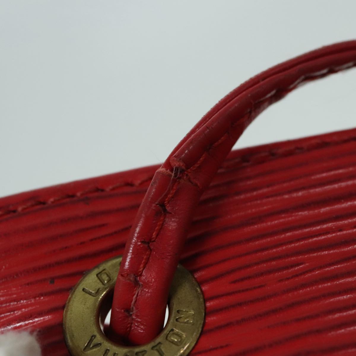 LOUIS VUITTON Epi Petit Noe Shoulder Bag Red M44107 LV Auth 93095