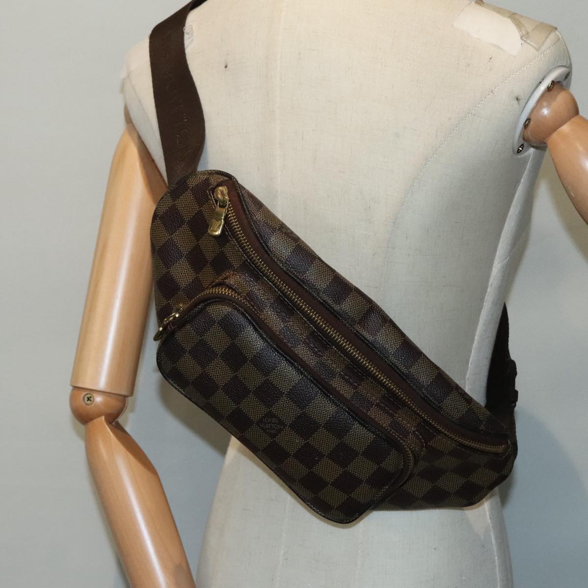 LOUIS VUITTON Damier Ebene Bum Bag Melville Waist Bag N51172 LV Auth 93119