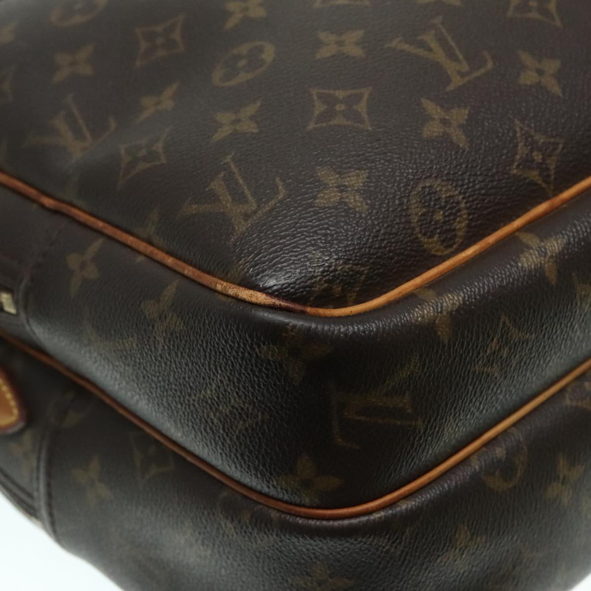 LOUIS VUITTON Monogram Reporter GM Shoulder Bag M45252 LV Auth 93129