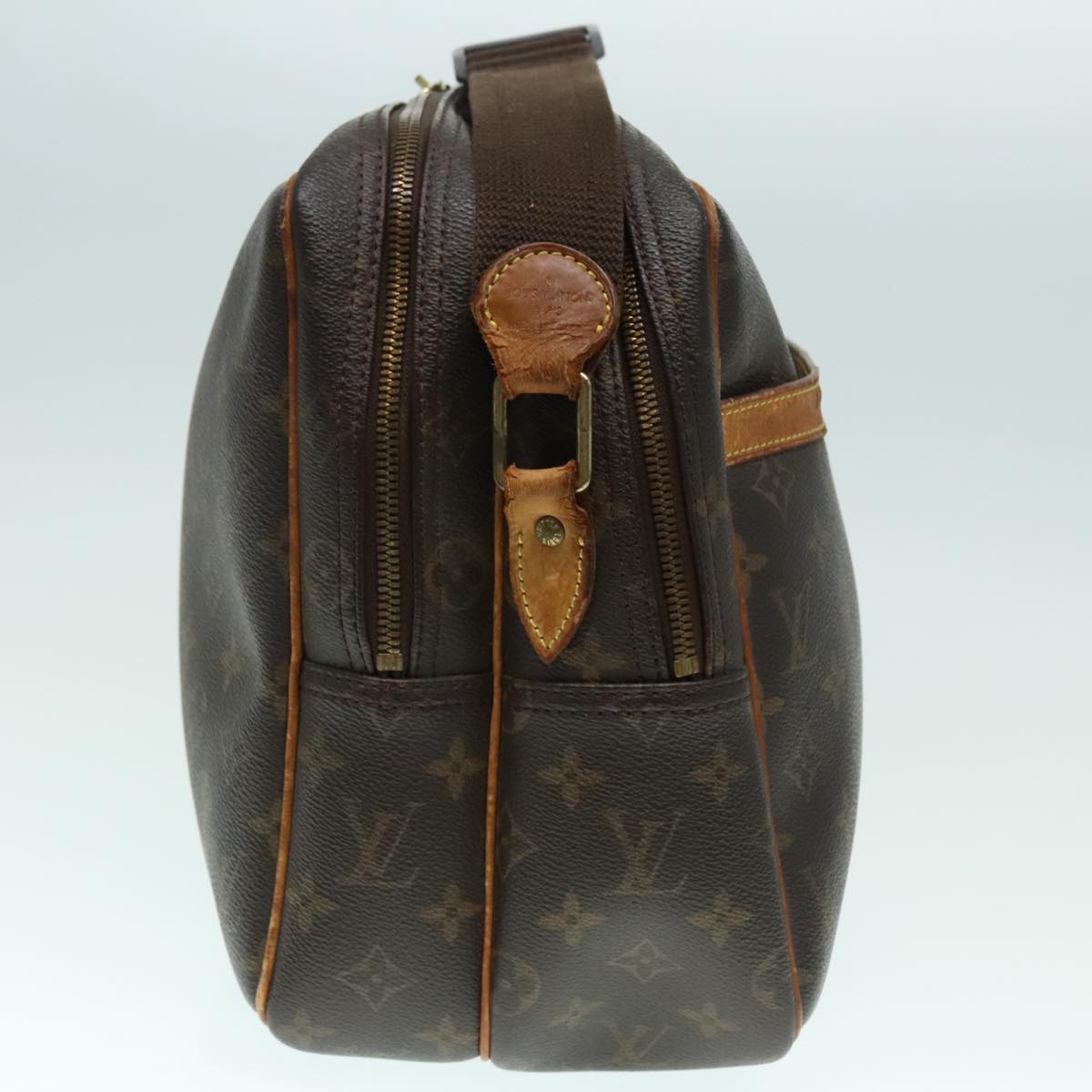 LOUIS VUITTON Monogram Reporter GM Shoulder Bag M45252 LV Auth 93129