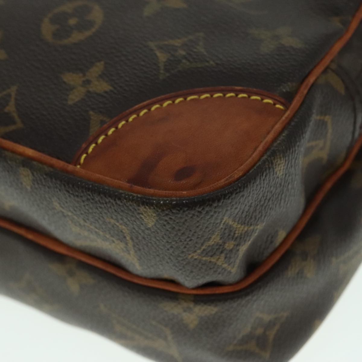 LOUIS VUITTON Monogram Amazon Shoulder Bag M45236 LV Auth 93162