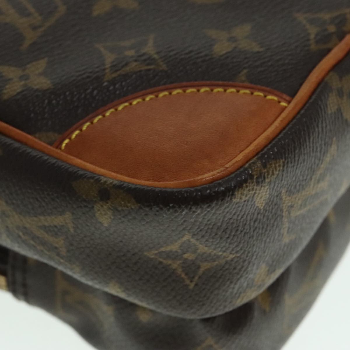 LOUIS VUITTON Monogram Amazon Shoulder Bag M45236 LV Auth 93162