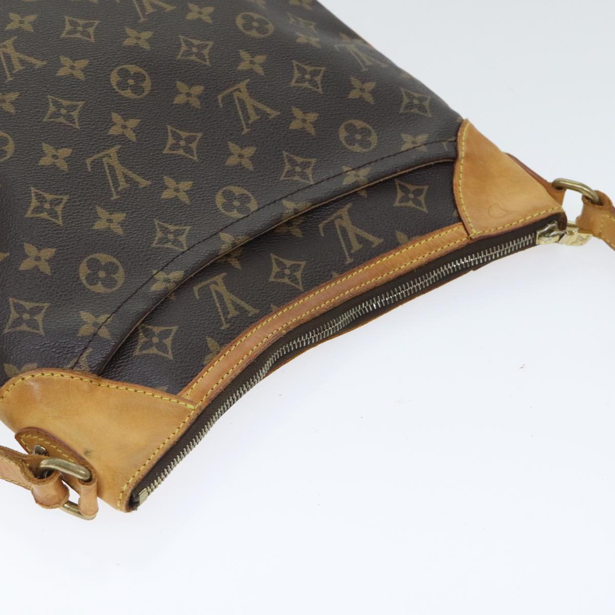 LOUIS VUITTON Monogram Odeon MM Shoulder Bag M56389 LV Auth 93171