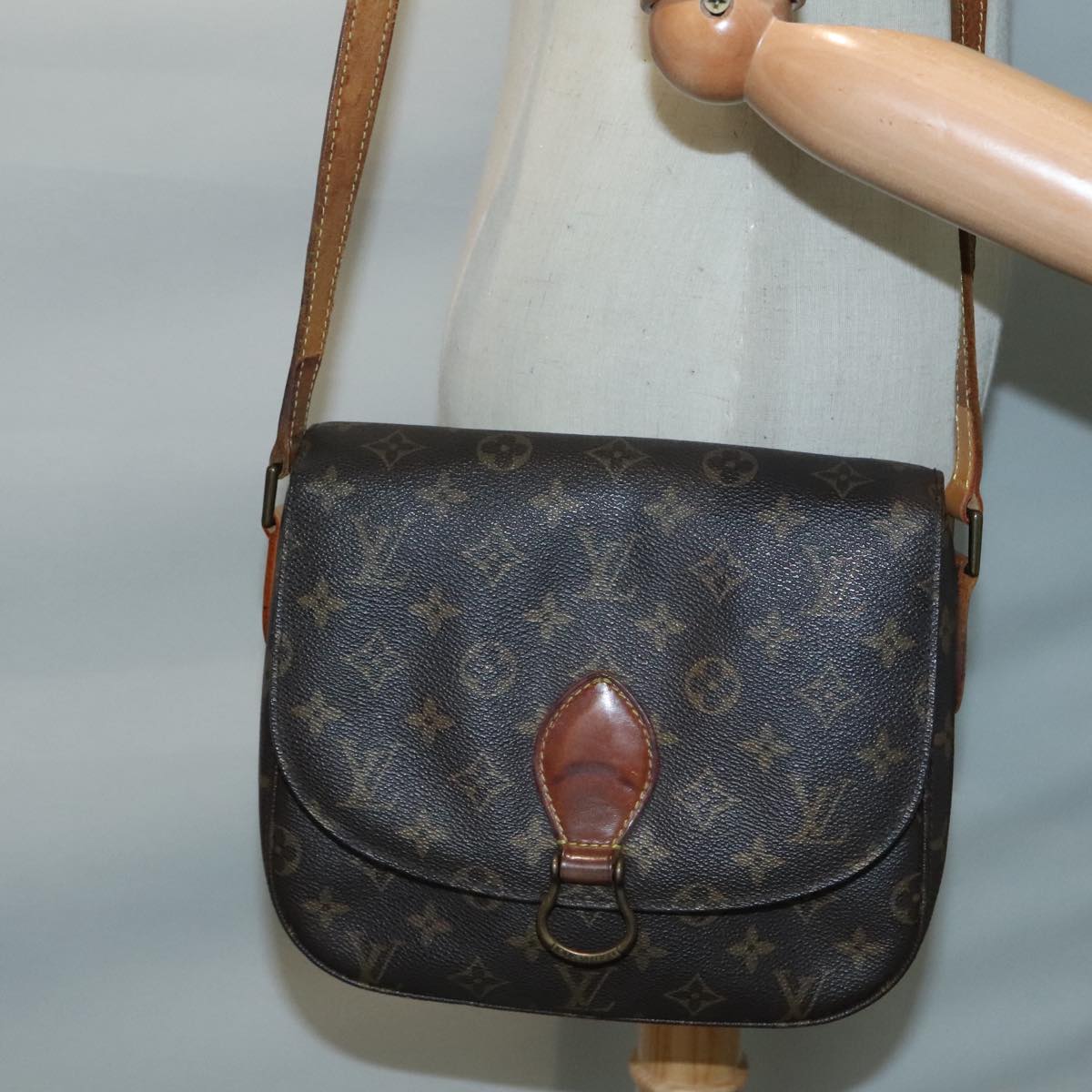 LOUIS VUITTON Monogram Saint Cloud GM Shoulder Bag M51242 LV Auth 93172