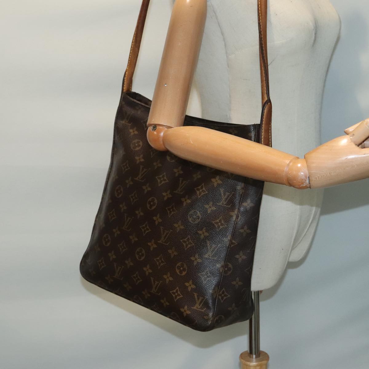 LOUIS VUITTON Monogram Looping GM Shoulder Bag M51145 LV Auth 93173