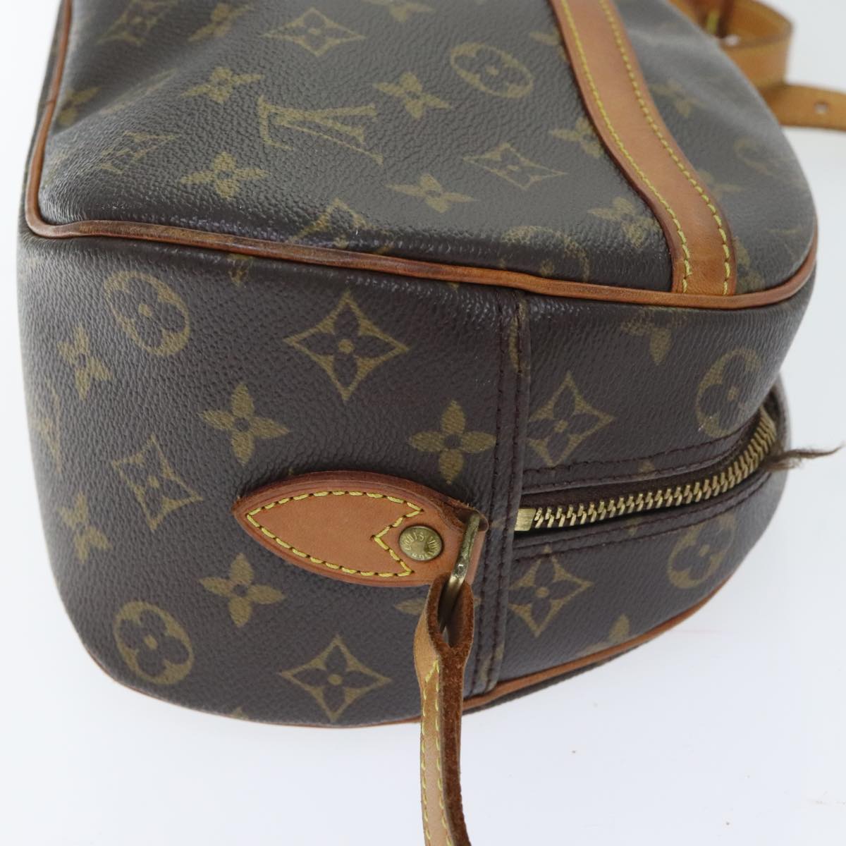 LOUIS VUITTON Monogram Blois Shoulder Bag M51221 LV Auth 93174