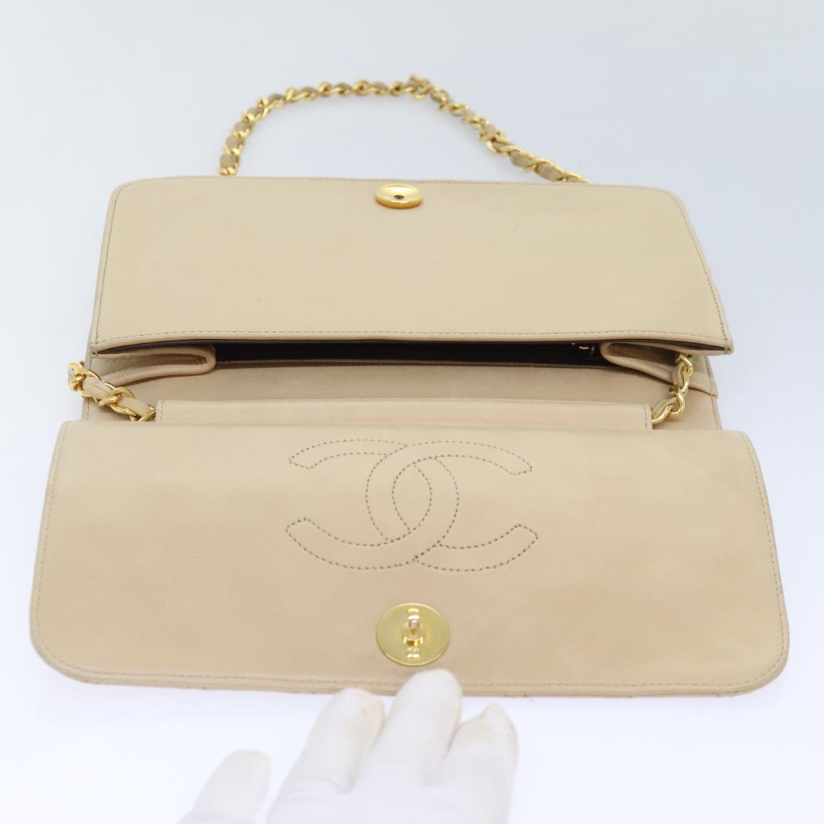 CHANEL Matelasse Chain Shoulder Bag Lamb Skin Beige Gold CC Auth 93236