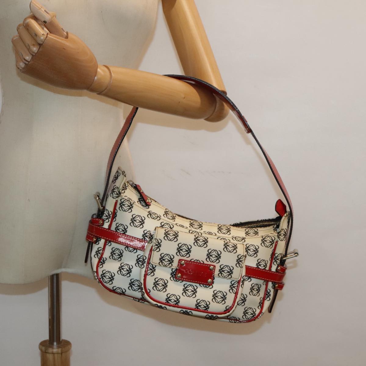 LOEWE Anagram Shoulder Bag PVC Red White Auth 93247