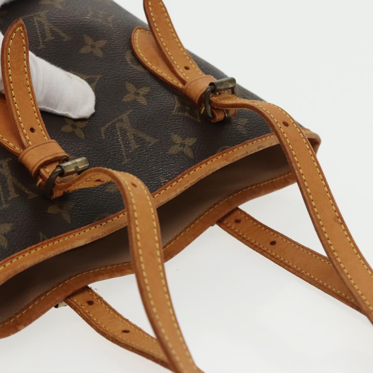 LOUIS VUITTON Monogram Bucket PM Shoulder Bag M42238 LV Auth 93261