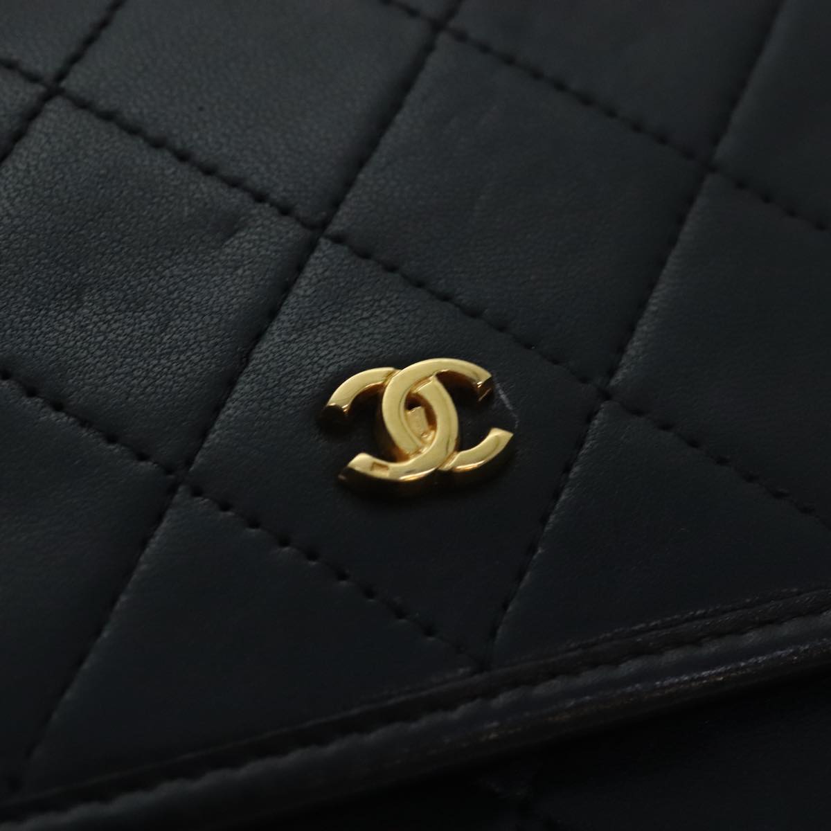 CHANEL Matelasse Chain Shoulder Bag Lamb Skin Black Gold CC Auth 93307A