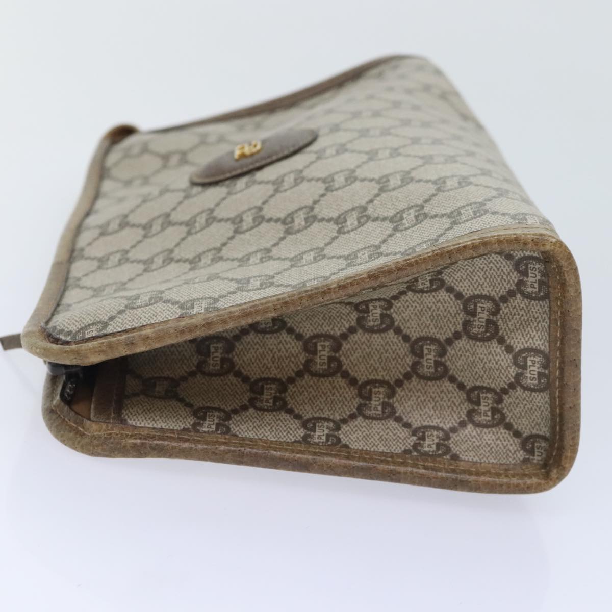 GUCCI GG Plus Supreme Clutch Bag PVC Beige Auth 93308