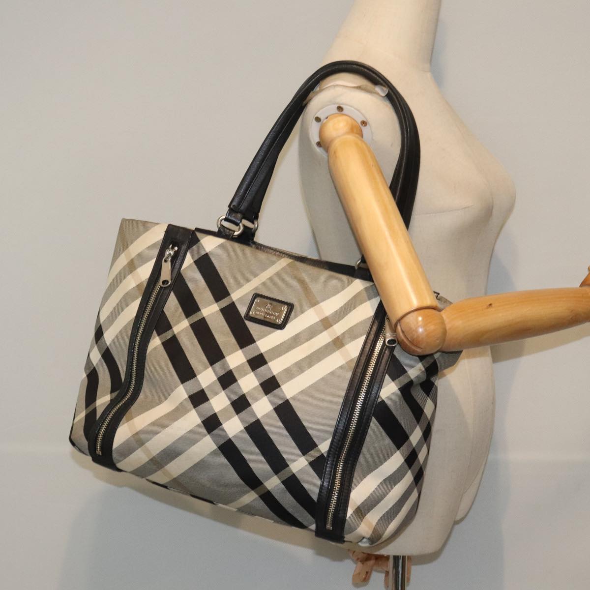 BURBERRY Nova Check Blue Label Tote Bag Nylon Leather Black Silver Auth 93329