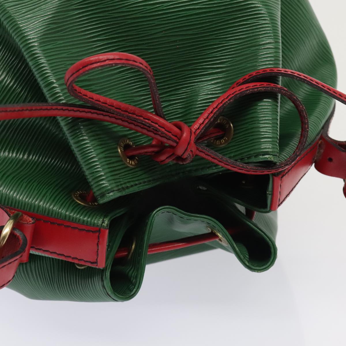 LOUIS VUITTON Epi Petit Noe Shoulder Bag Bicolor Green Red M44147 LV Auth 93348