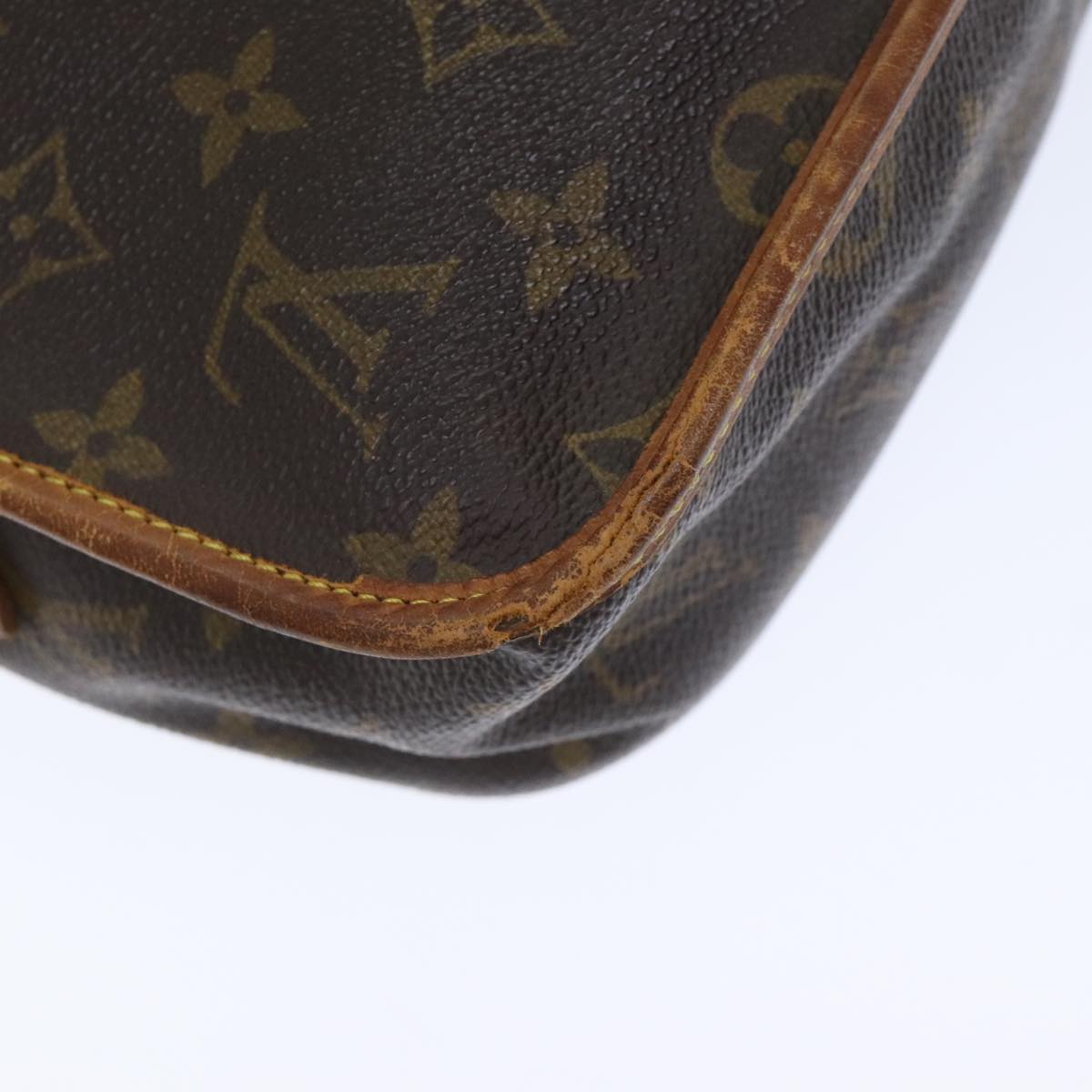 LOUIS VUITTON Monogram Gibeciere MM Shoulder Bag M42247 LV Auth 93467