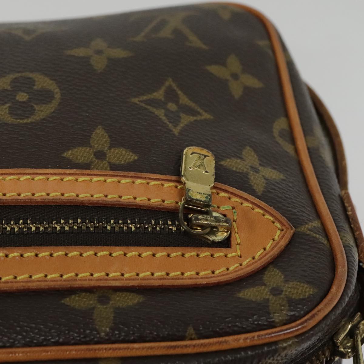 LOUIS VUITTON Monogram Saint Germain Shoulder Bag M51210 LV Auth 93490