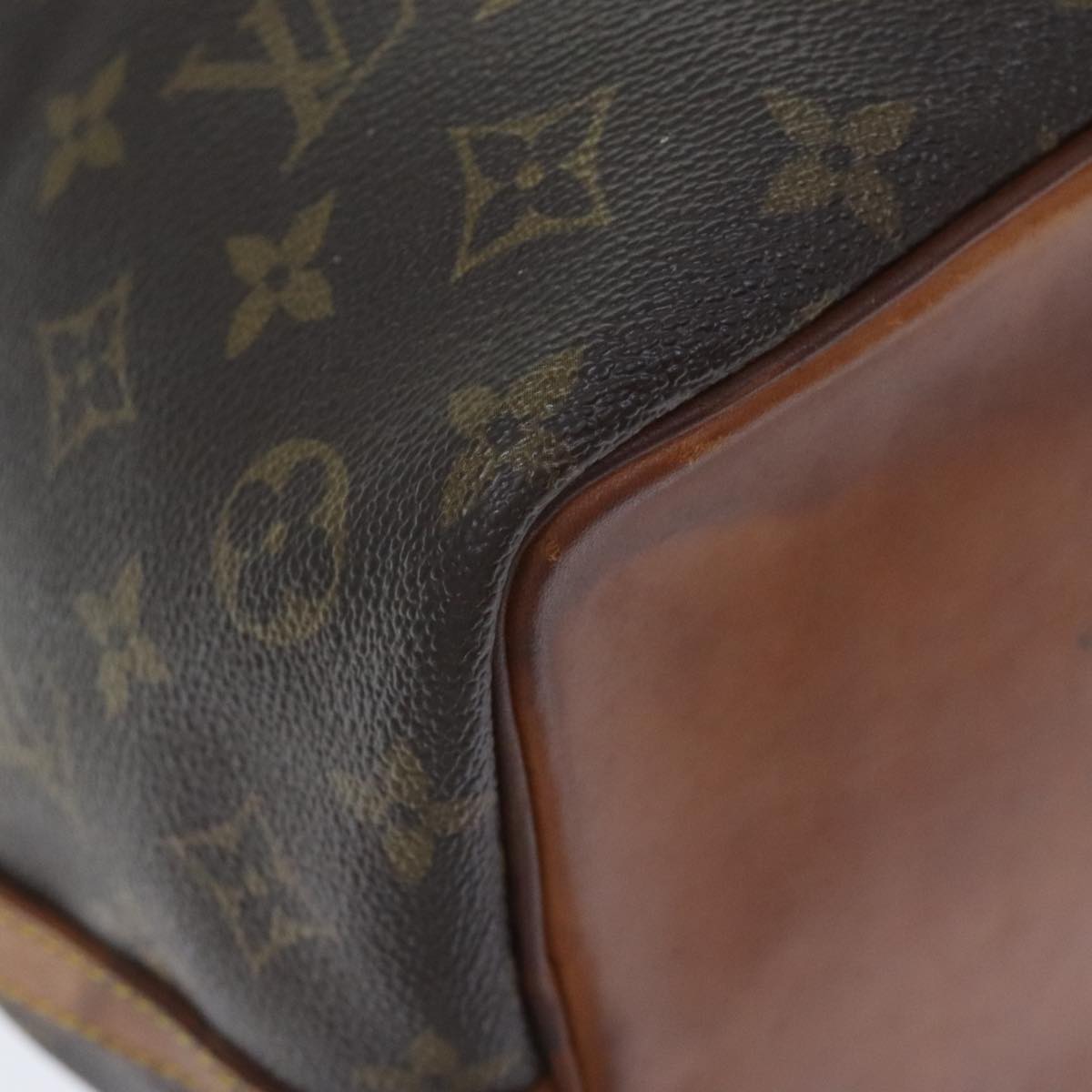 LOUIS VUITTON Monogram Petit Noe Shoulder Bag M42226 LV Auth 93505