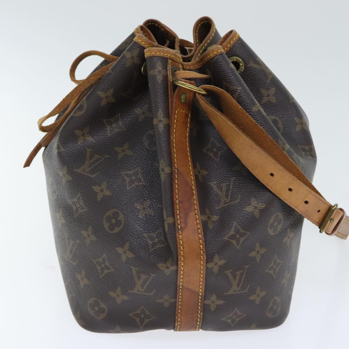 LOUIS VUITTON Monogram Petit Noe Shoulder Bag M42226 LV Auth 93505