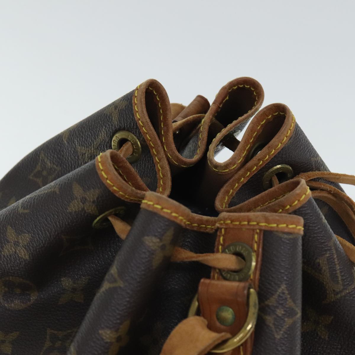 LOUIS VUITTON Monogram Petit Noe Shoulder Bag M42226 LV Auth 93505