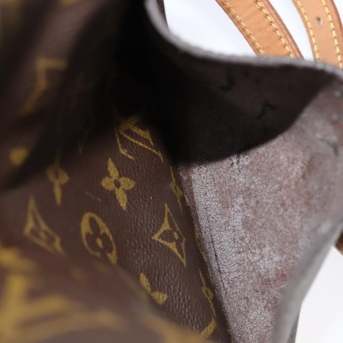 LOUIS VUITTON Monogram Saint Cloud MM Shoulder Bag M51243 LV Auth 93515