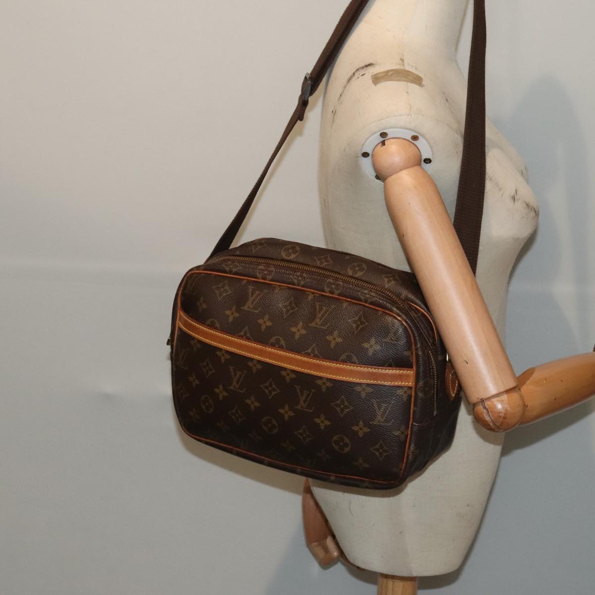 LOUIS VUITTON Monogram Reporter PM Shoulder Bag M45254 LV Auth 93582