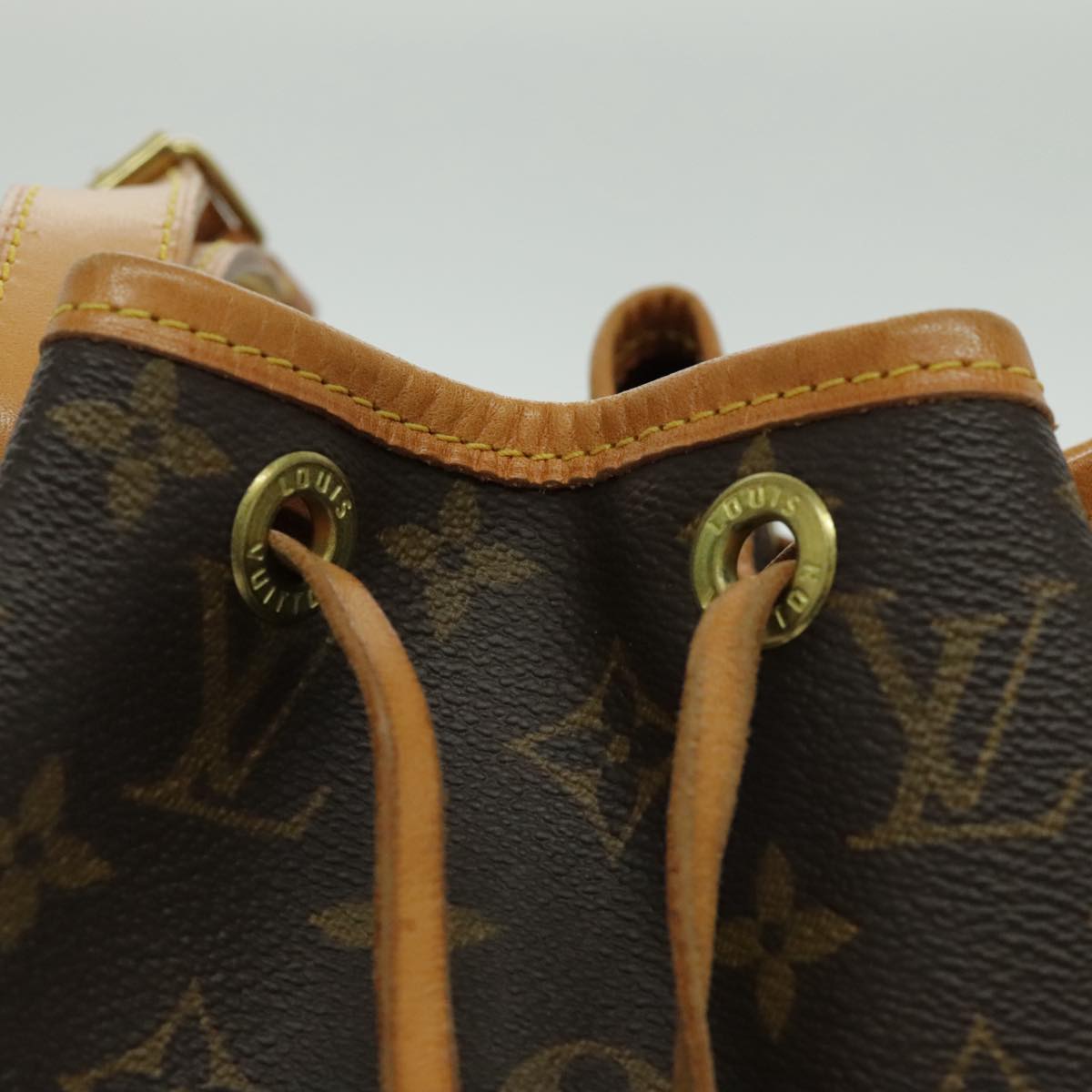 LOUIS VUITTON Monogram Petit Noe Shoulder Bag M42226 LV Auth 93595