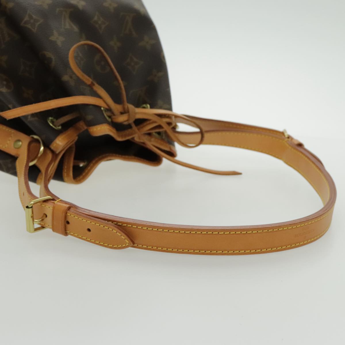 LOUIS VUITTON Monogram Petit Noe Shoulder Bag M42226 LV Auth 93595