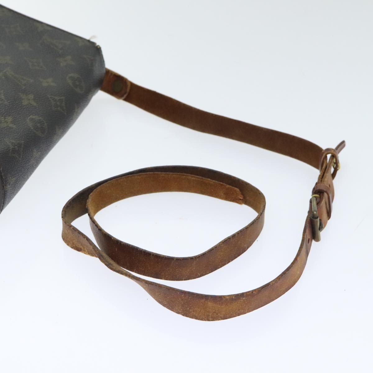 LOUIS VUITTON Monogram Cartouchiere MM Shoulder Bag M51253 LV Auth 93610