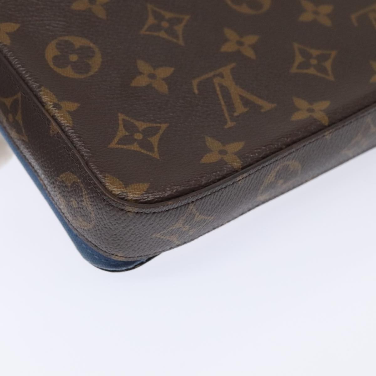 LOUIS VUITTON Monogram Vivienne Pochette Felice Shoulder Bag M80992 Auth 93696S