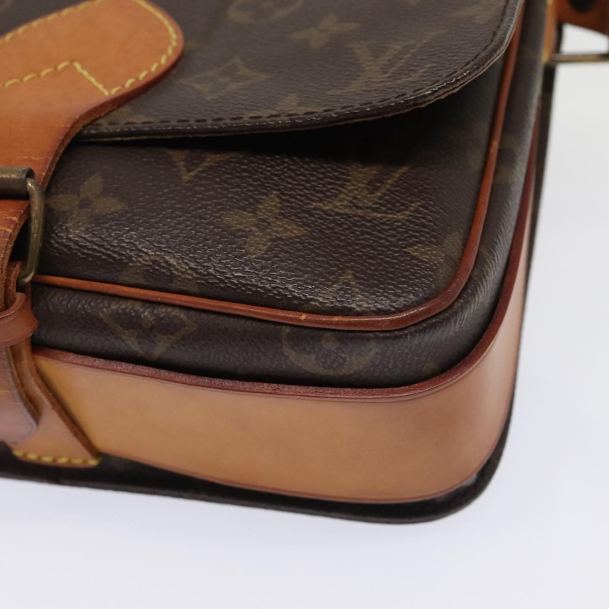 LOUIS VUITTON Monogram Cartouchiere MM Shoulder Bag M51253 LV Auth 93728