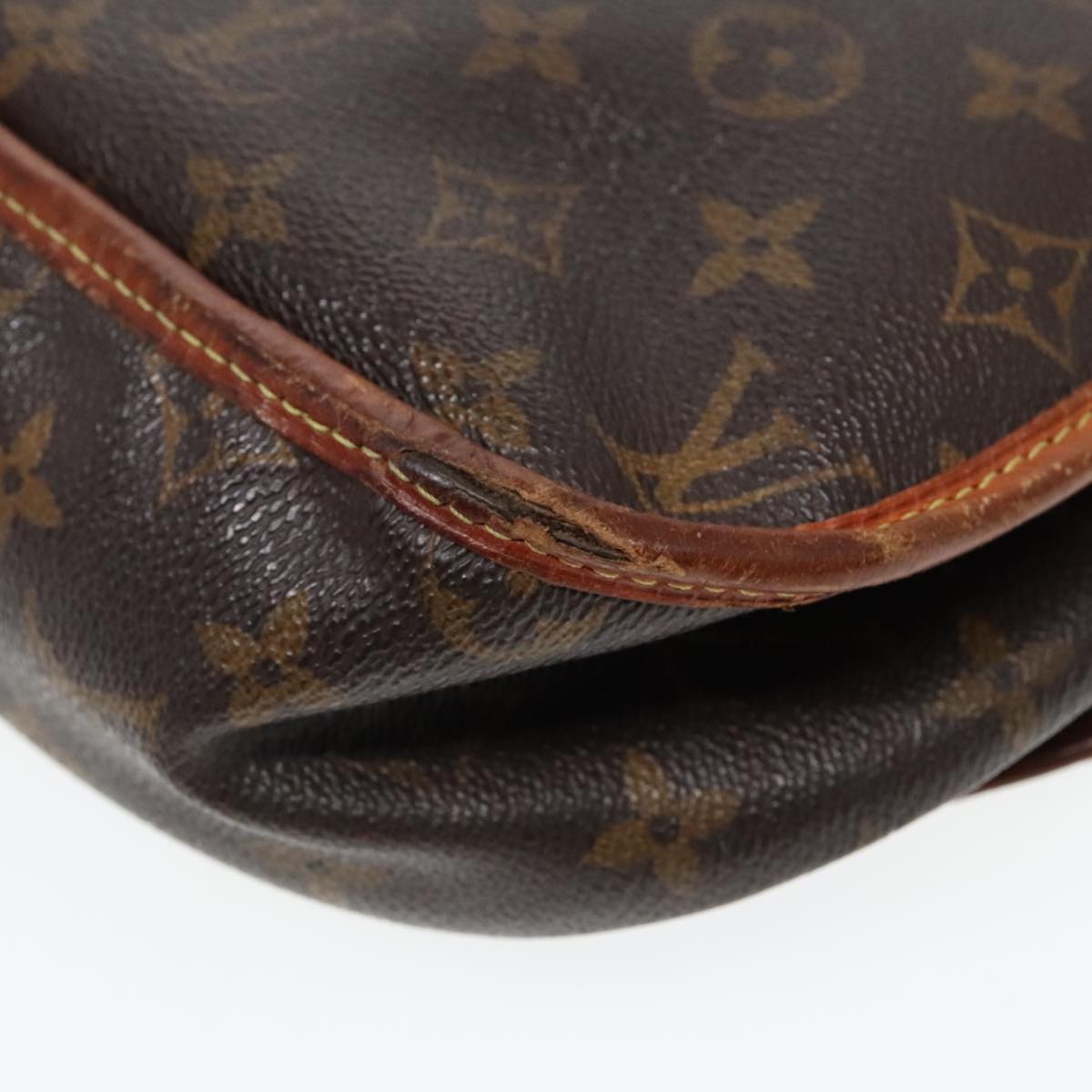 LOUIS VUITTON Monogram Menilmontant PM Shoulder Bag M40474 LV Auth 93738