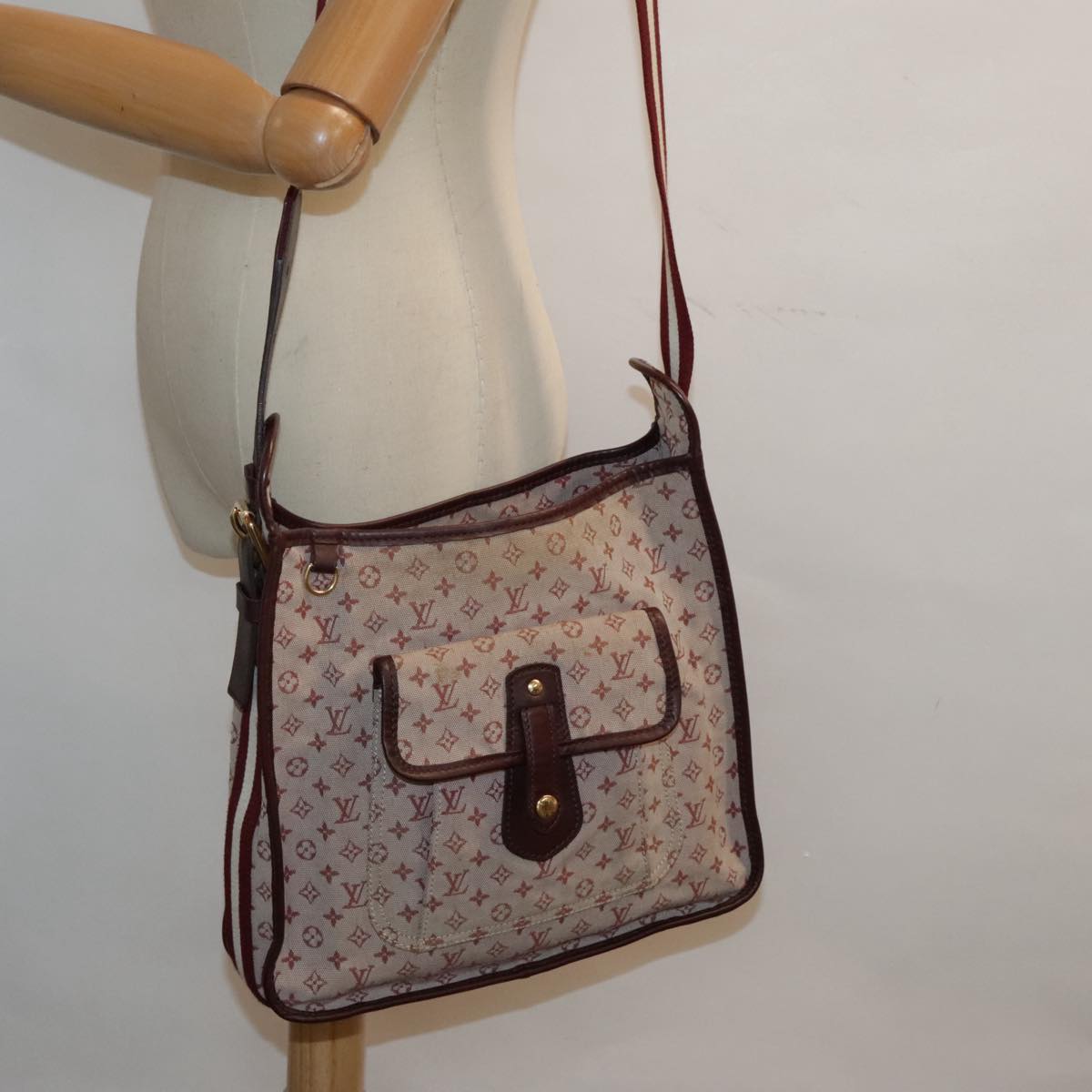 LOUIS VUITTON Monogram Mini Besace Mary Kate Bag Red M92321 LV Auth 93767