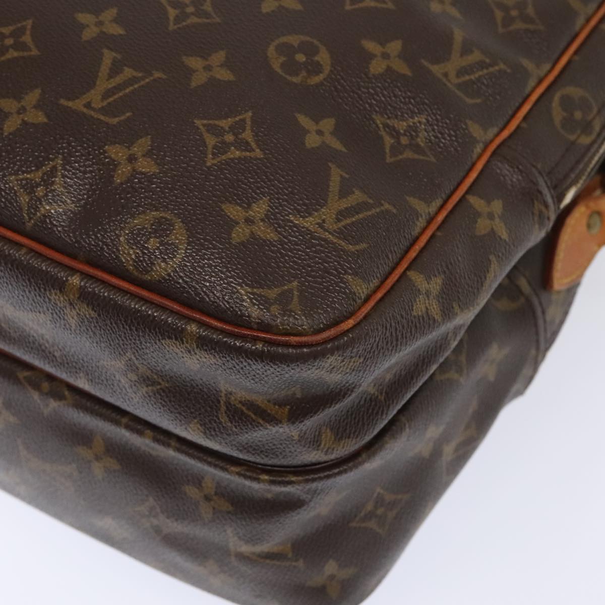 LOUIS VUITTON Monogram Reporter GM Shoulder Bag M45252 LV Auth 93786