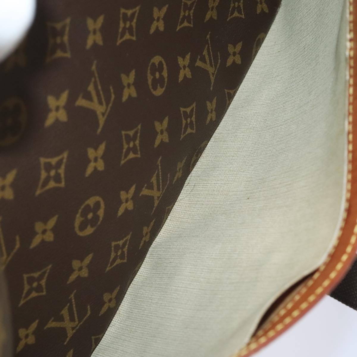 LOUIS VUITTON Monogram Reporter GM Shoulder Bag M45252 LV Auth 93786