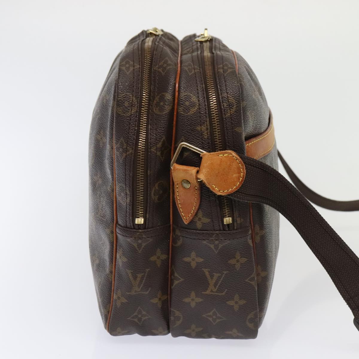 LOUIS VUITTON Monogram Reporter GM Shoulder Bag M45252 LV Auth 93786