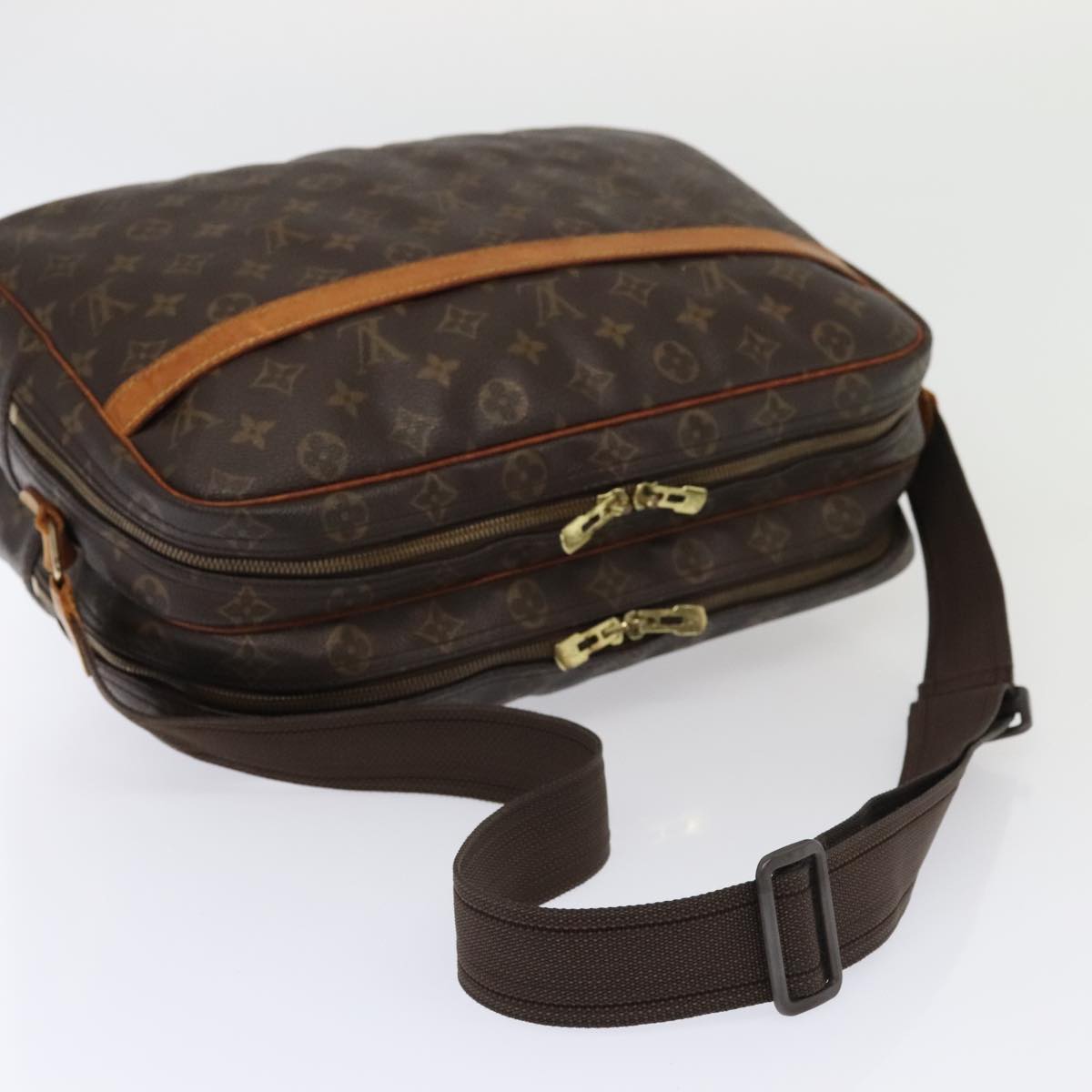 LOUIS VUITTON Monogram Reporter GM Shoulder Bag M45252 LV Auth 93786