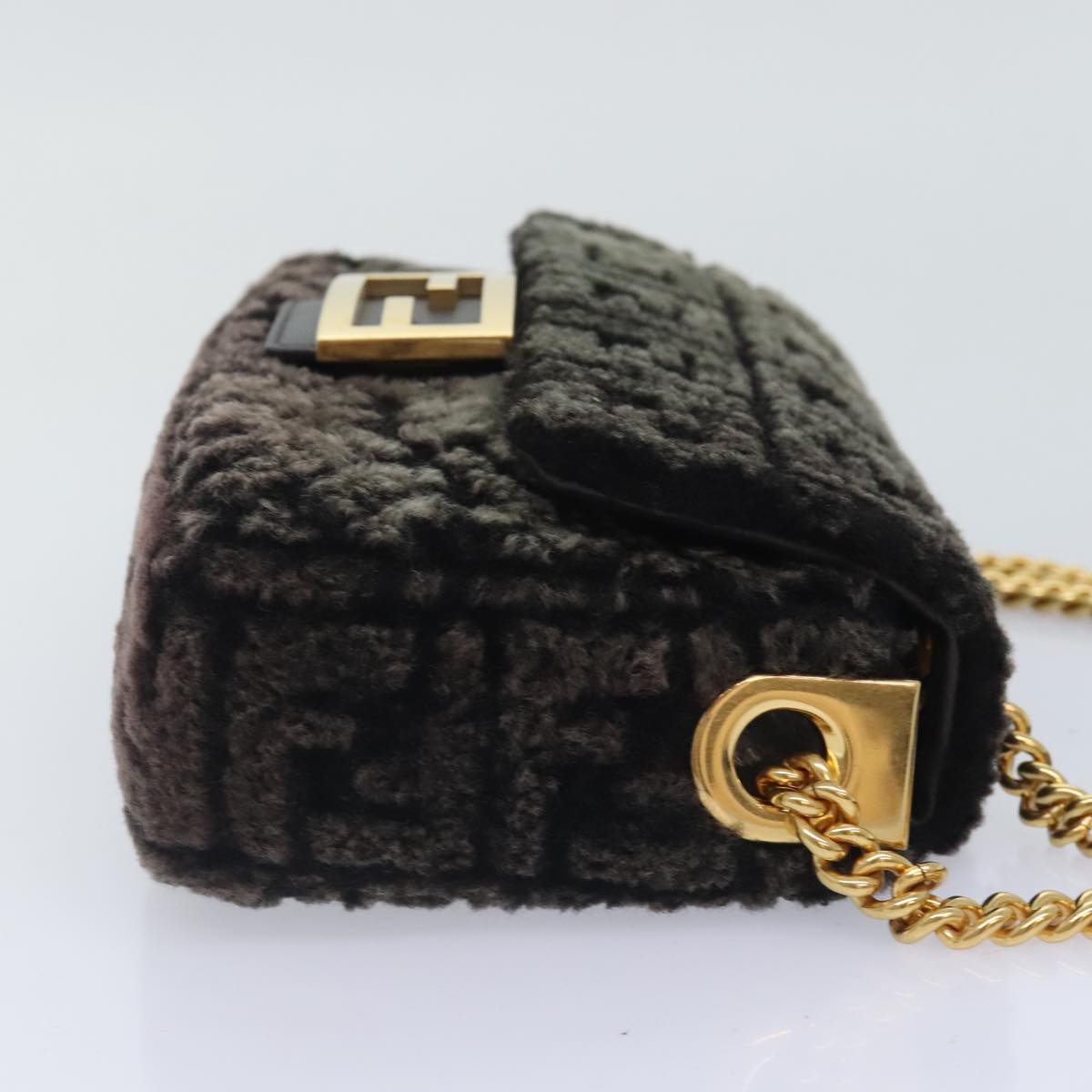 FENDI Zucca Canvas Chain Mamma Baguette Shoulder Bag Brown Gold Auth 93830S