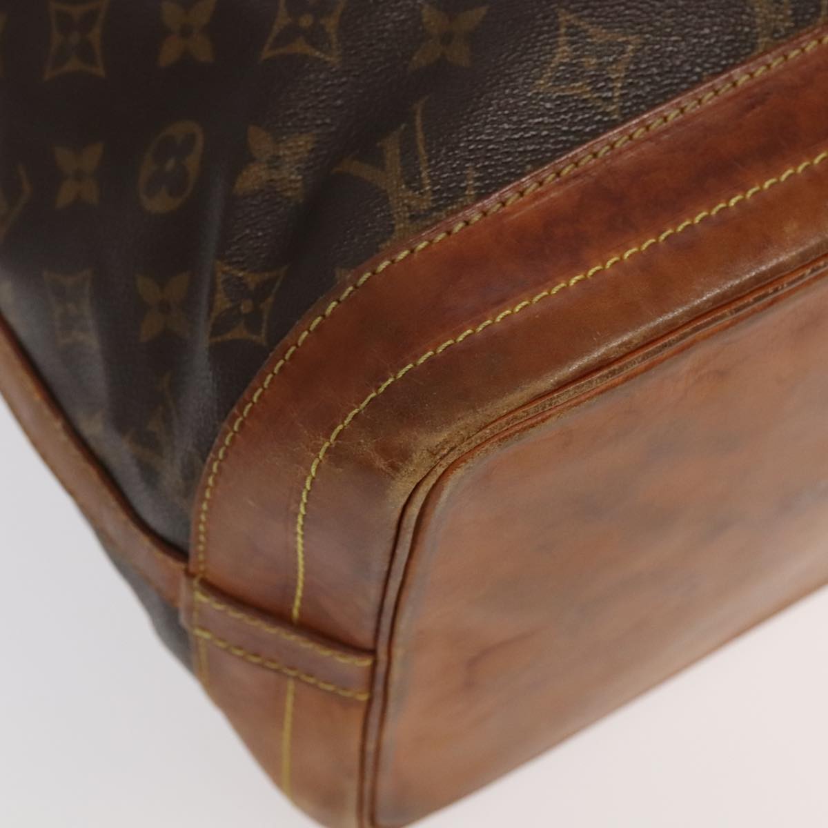 LOUIS VUITTON Monogram Noe Shoulder Bag M42224 LV Auth 94136