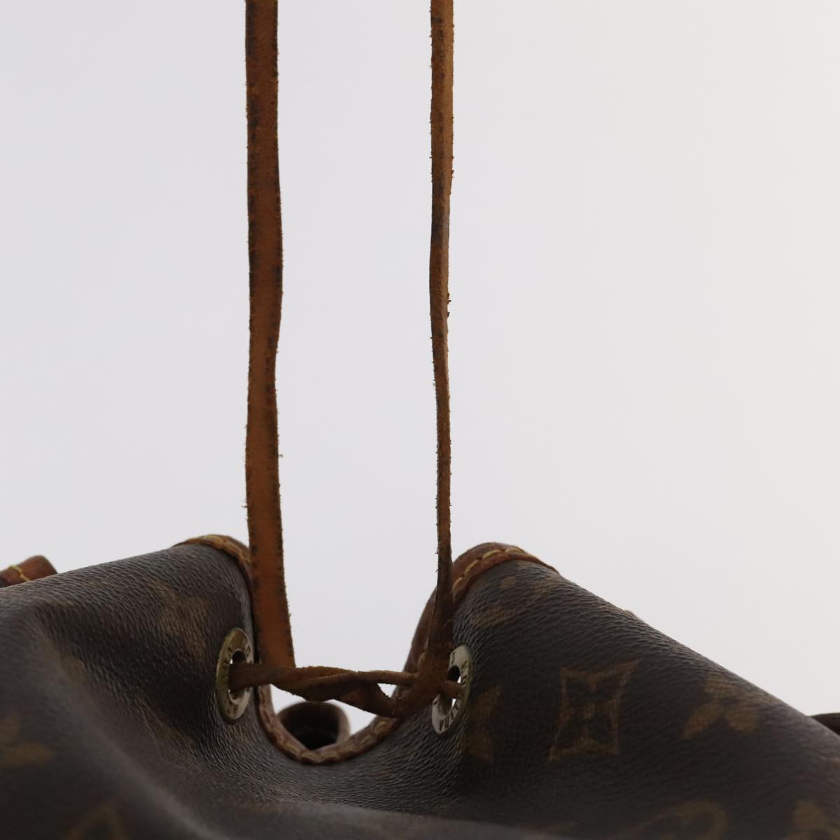 LOUIS VUITTON Monogram Noe Shoulder Bag M42224 LV Auth 94136