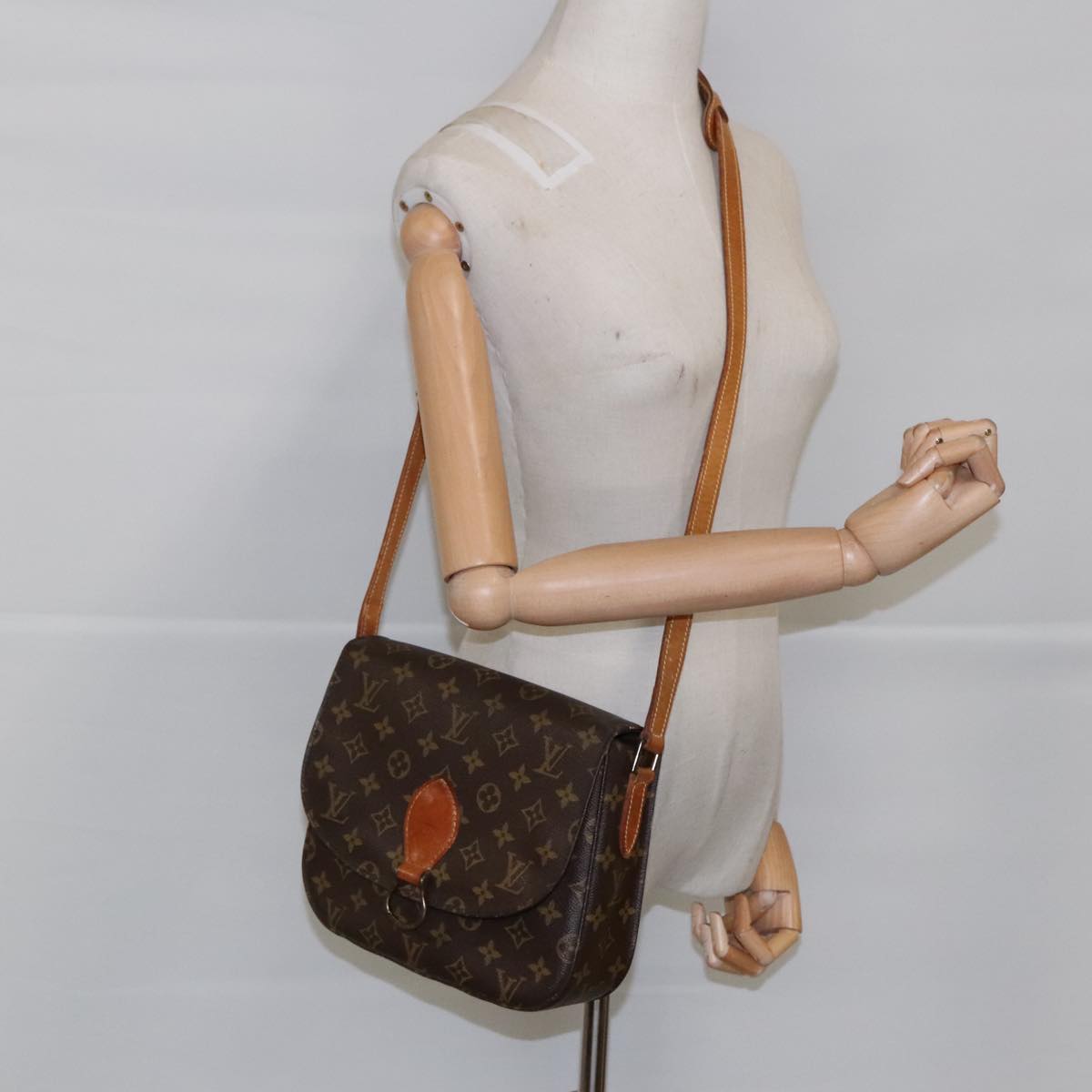 LOUIS VUITTON Monogram Saint Cloud GM Shoulder Bag M51242 LV Auth 94173