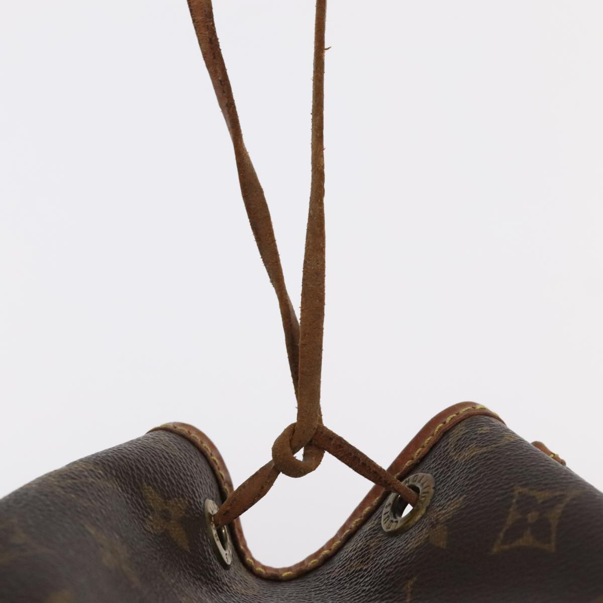 LOUIS VUITTON Monogram Noe Shoulder Bag M42224 LV Auth 94212