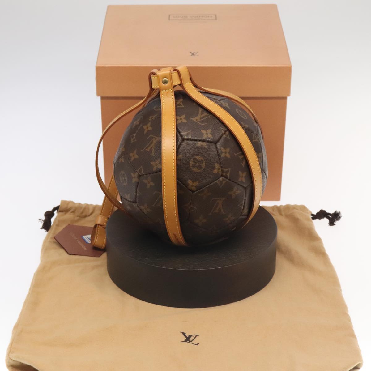 LOUIS VUITTON Monogram Soccer Ball France World Cup Memorial M99054 Auth 94228S