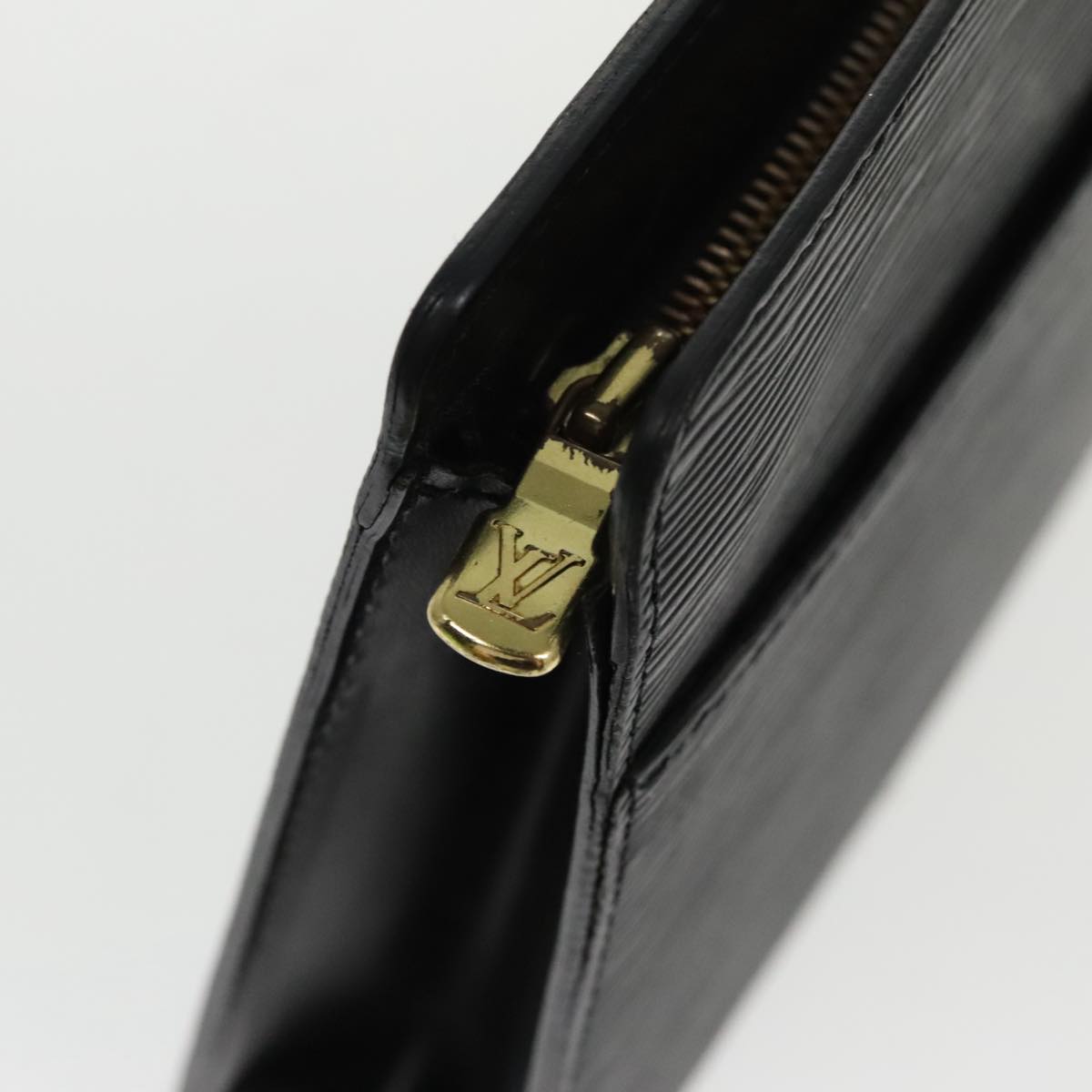 LOUIS VUITTON Epi Pochette Homme Clutch Bag Black Noir M52522 LV Auth 94282