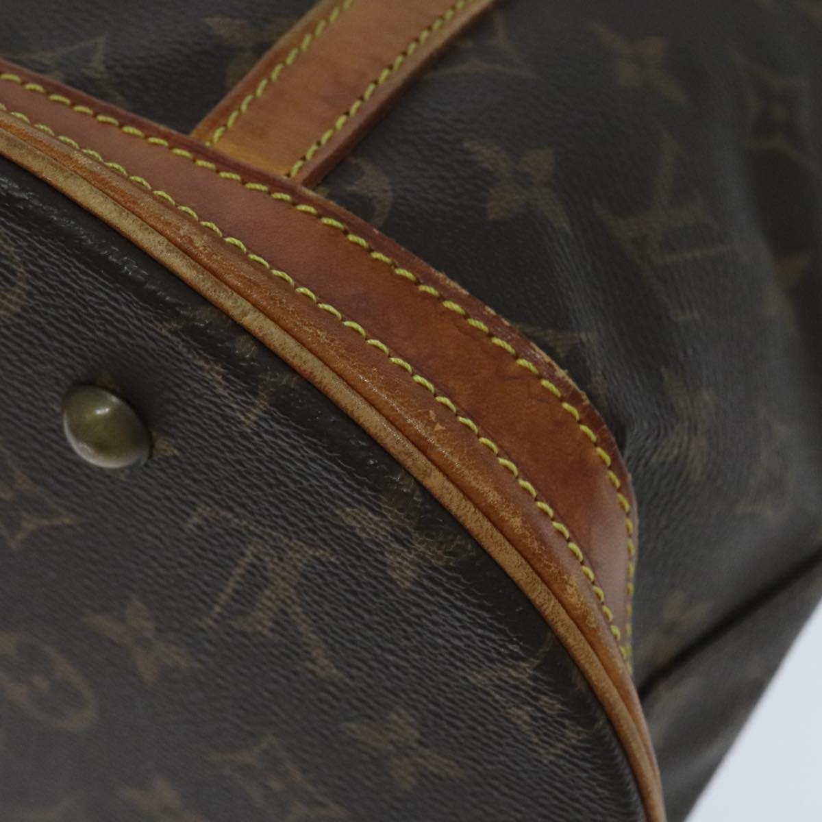 LOUIS VUITTON Monogram Bucket GM Shoulder Bag M42236 LV Auth 94358