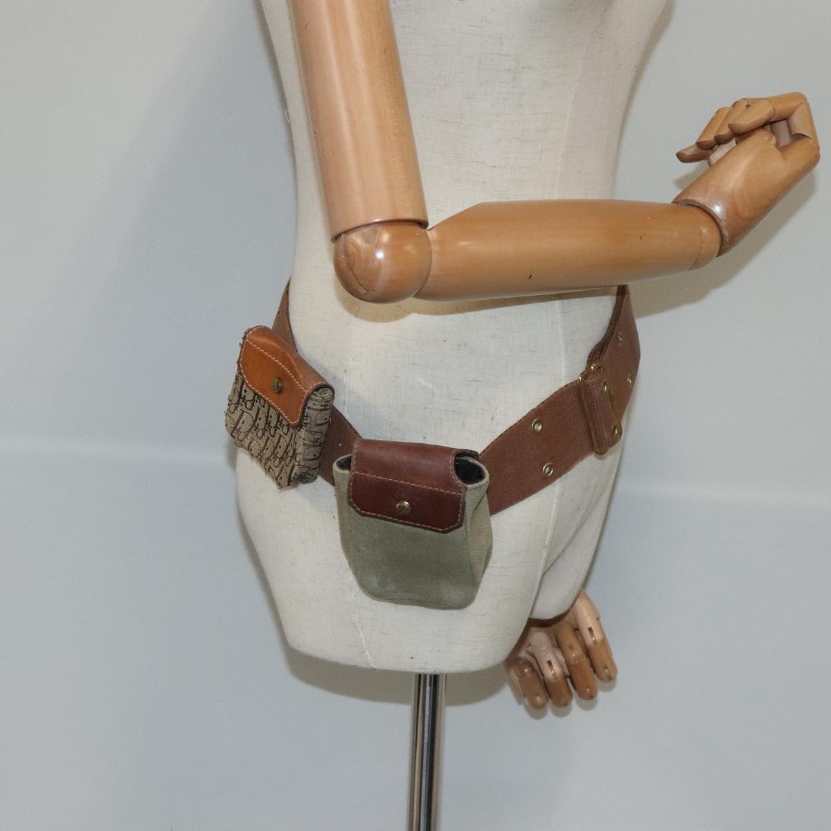 Christian Dior Trotter Canvas Belt 29.5"" Beige Gold Auth 94461