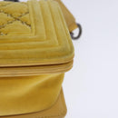 CHANEL Matelasse 20 Chain Boy Chanel Umhängetasche Velours Gelb CC Auth 94468V-15