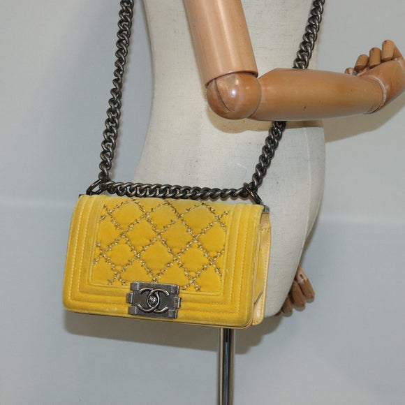 CHANEL Matelasse 20 Chain Boy Chanel Umhängetasche Velours Gelb CC Auth 94468V