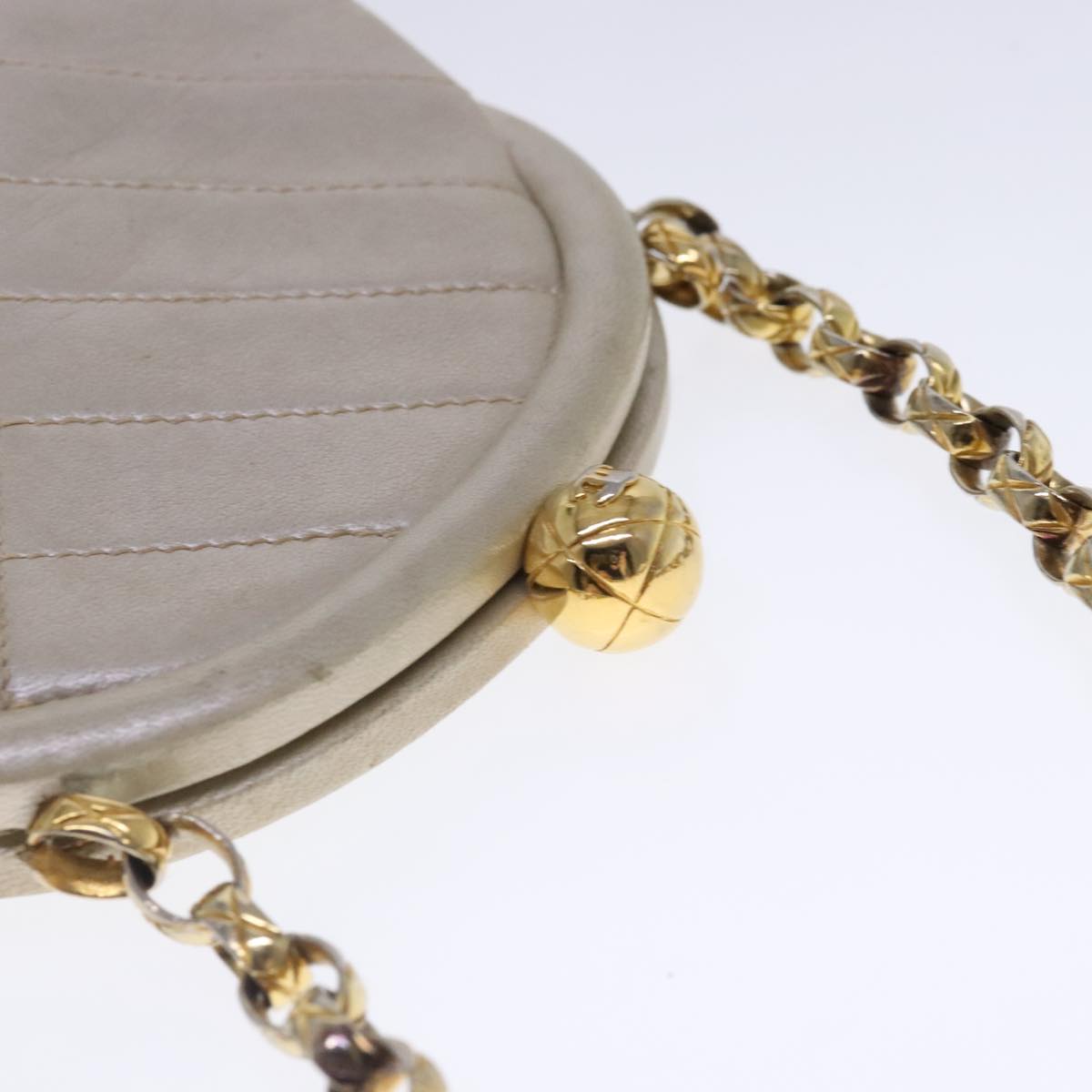 CHANEL Chain Shoulder Bag Leather White Gold CC Auth 94469